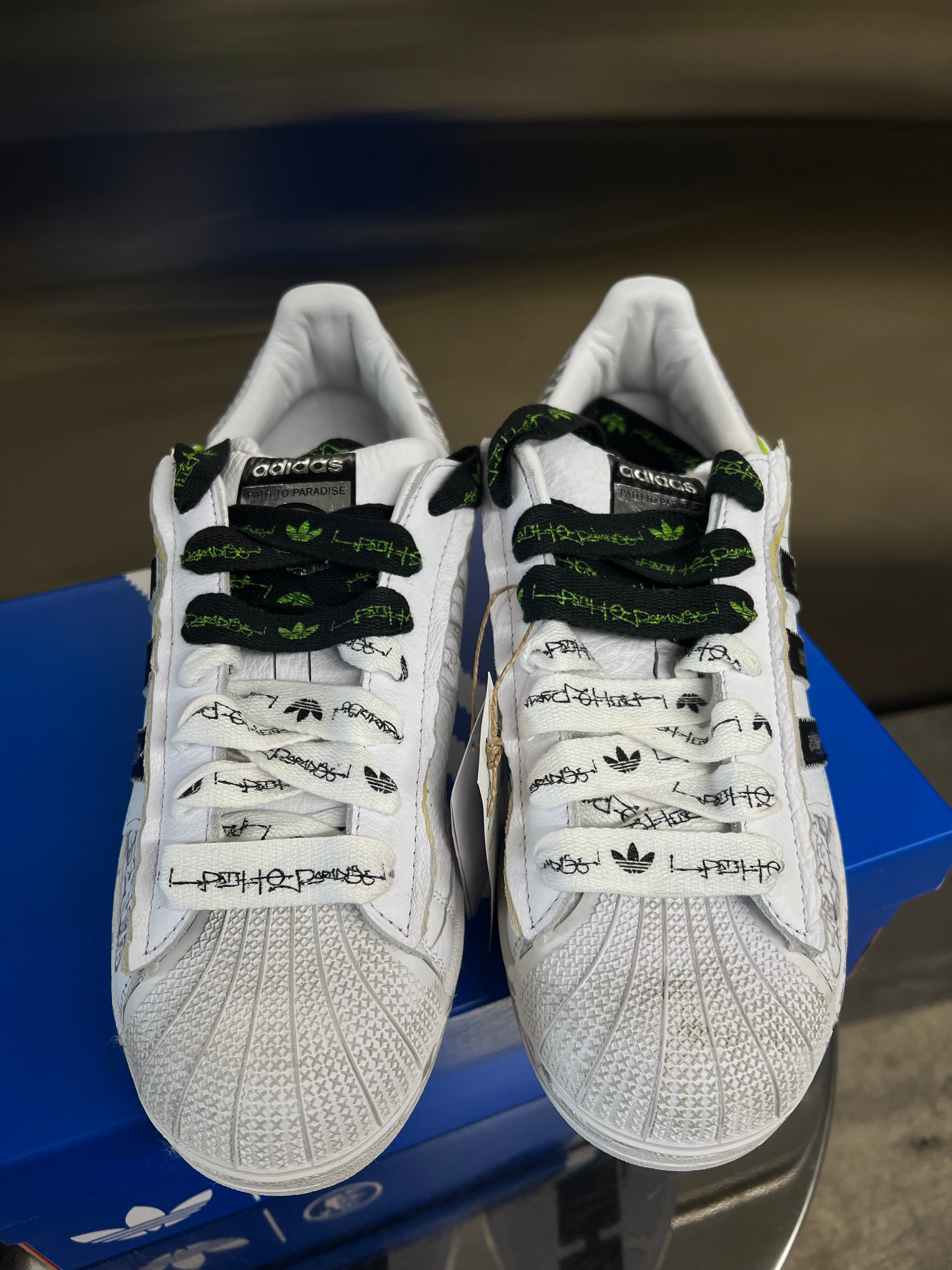 0EA55E2A-D2F5-499F-B701-