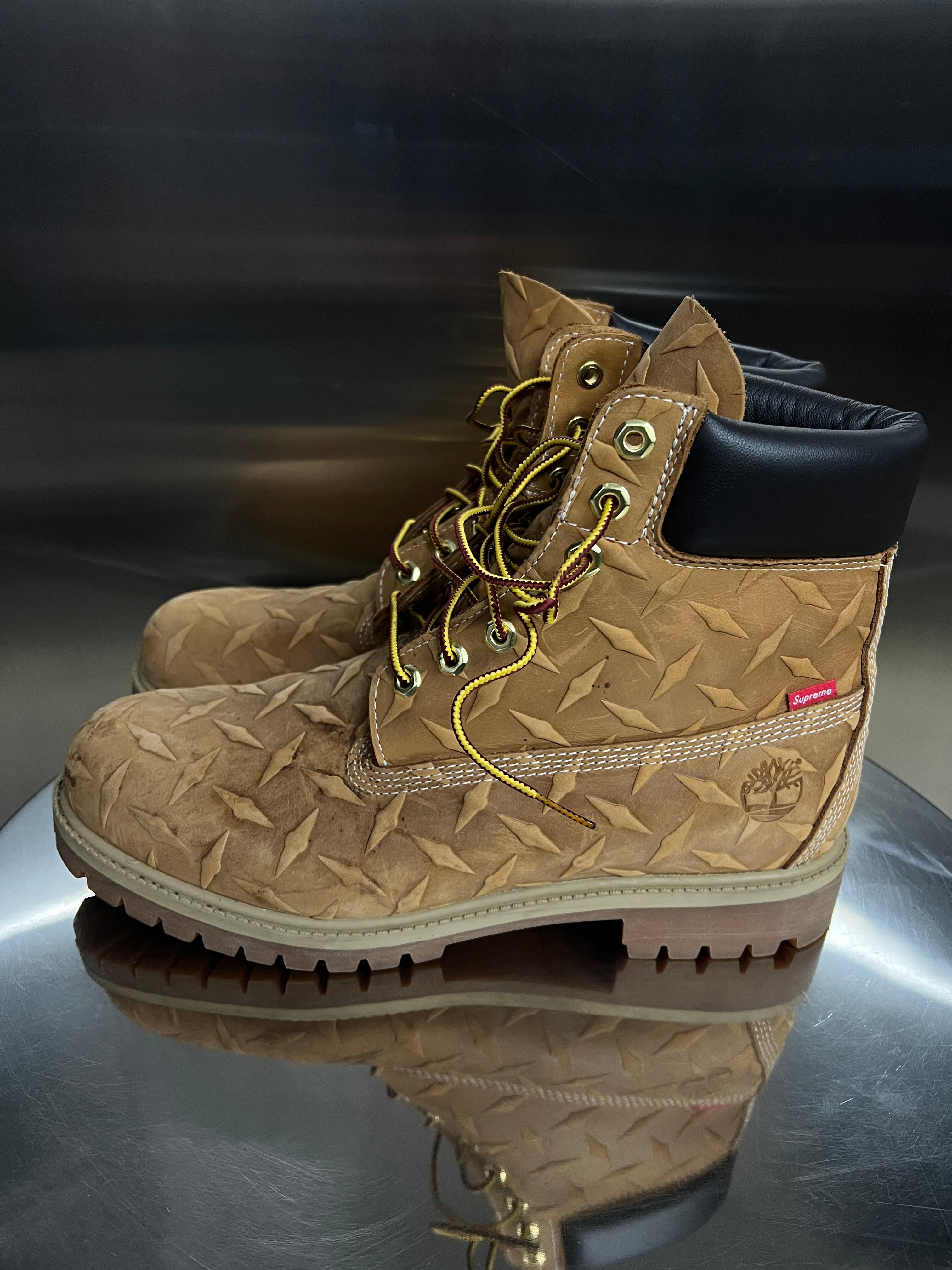 Supreme x Timberland 6-inch boots
