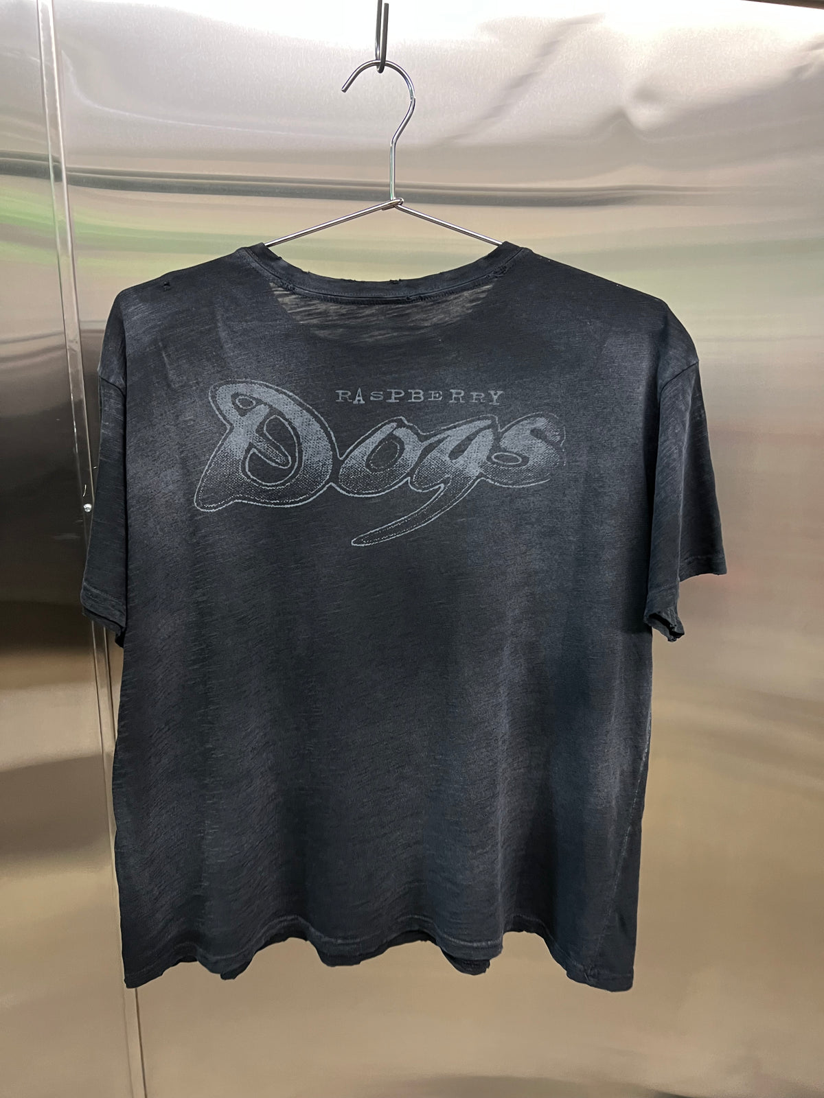 GV Gallery Black DOGHOUSE tee