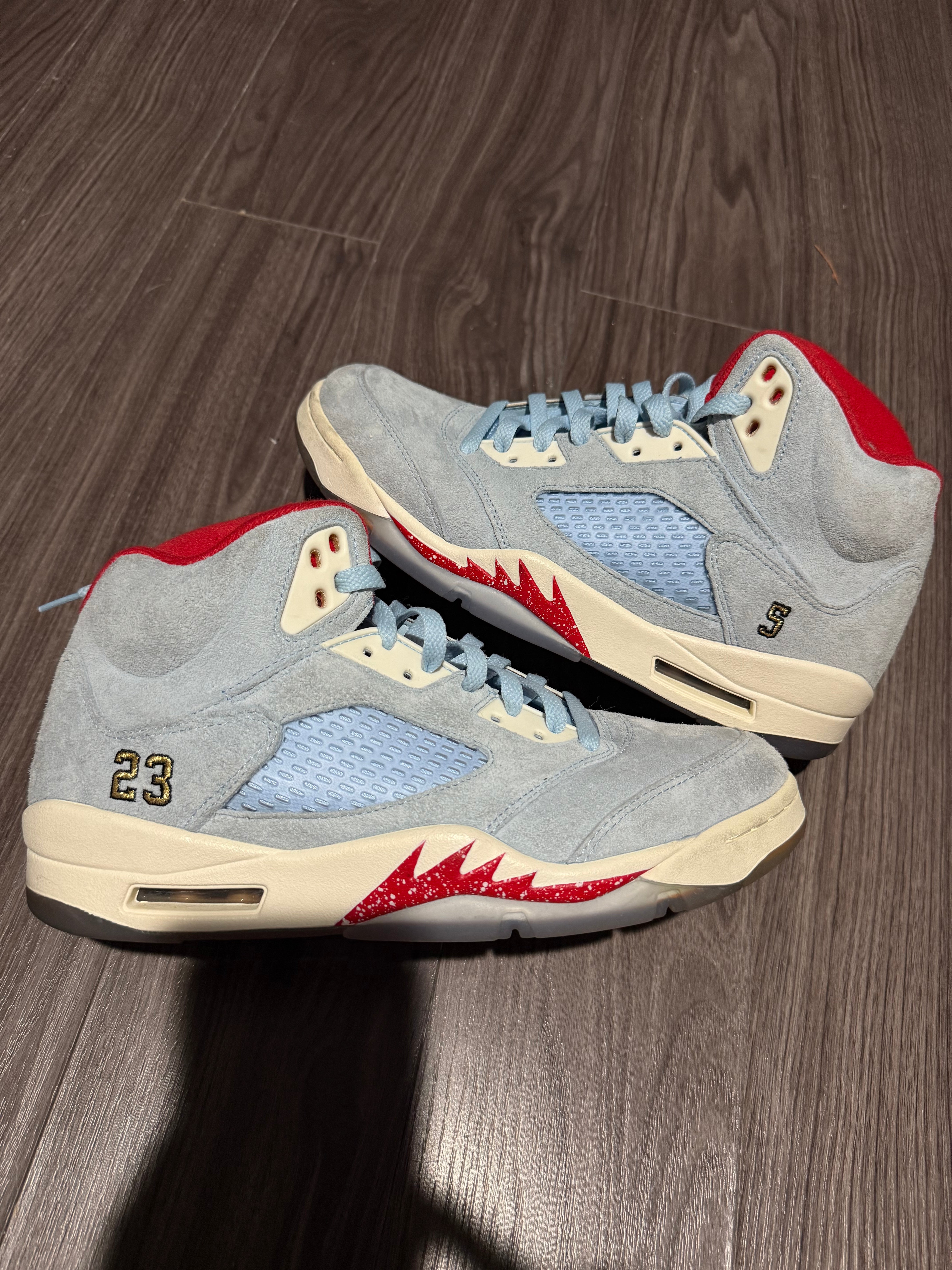 Jordan 5 Trophy room