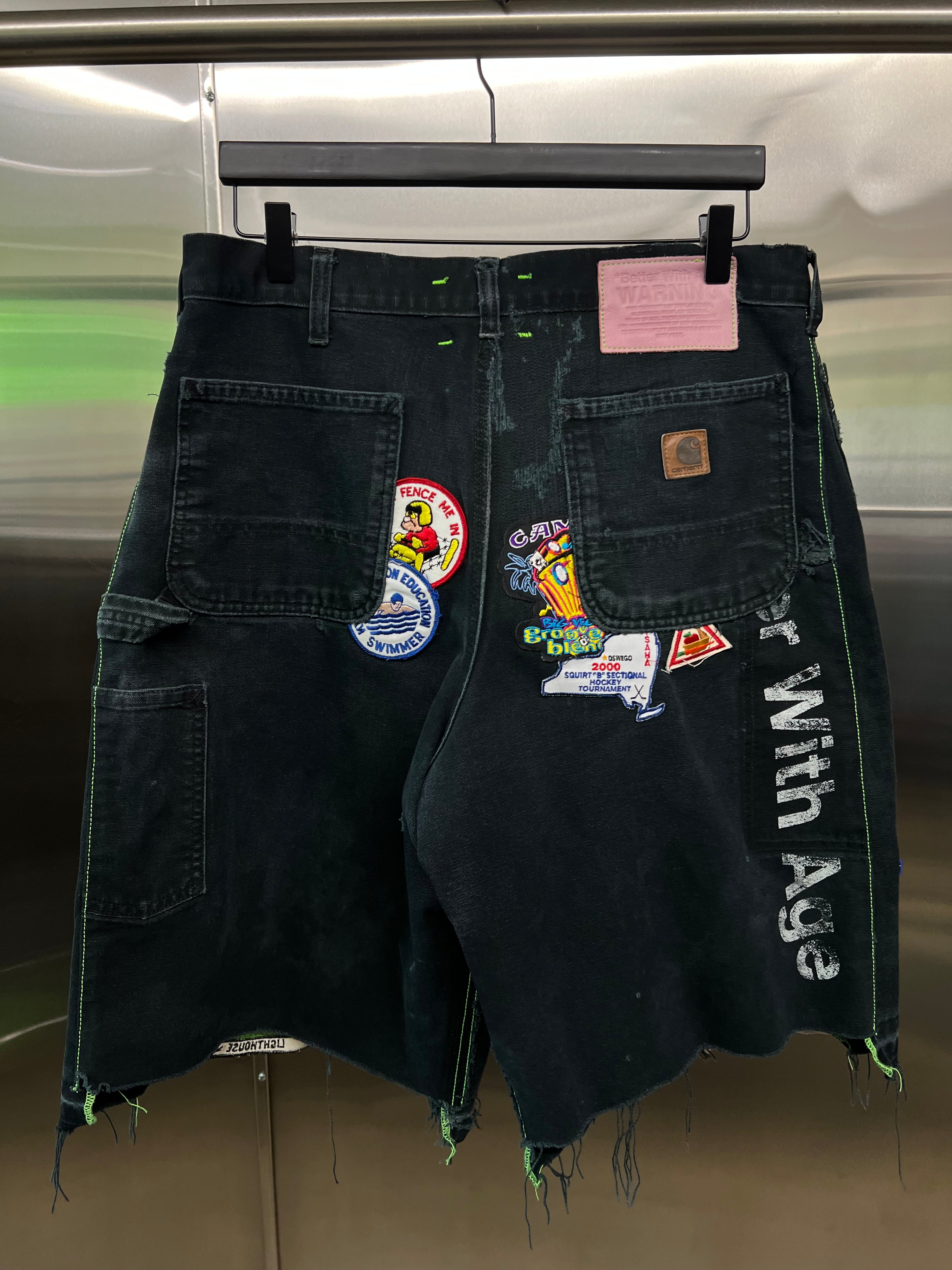 Better with Age shorts “Embroidered patches”