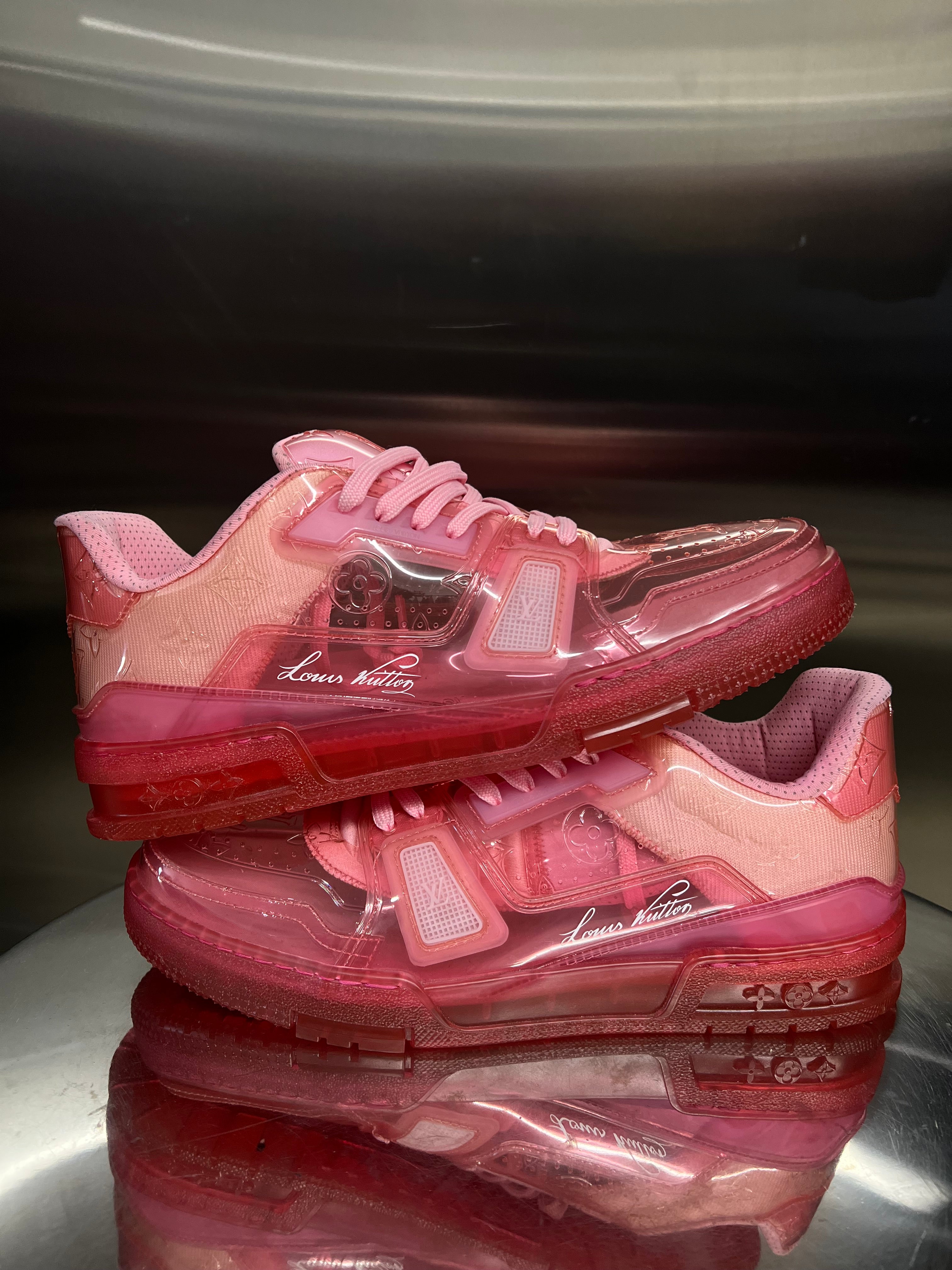 Louis Vuitton Trainer Fluorescent Pink sneaker