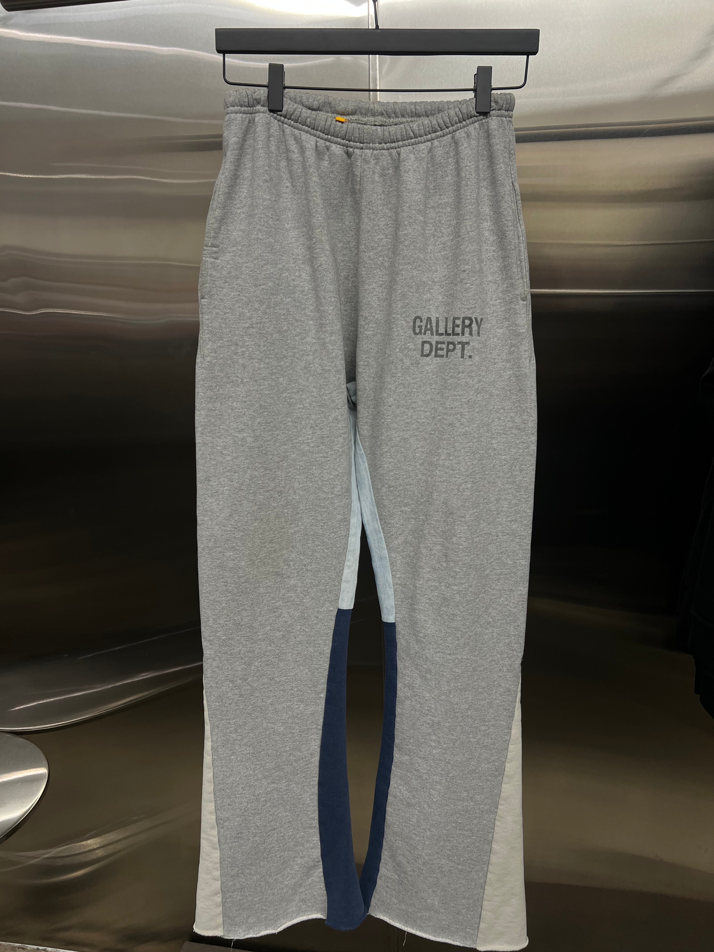 Gallery Dept Flare sweatpants