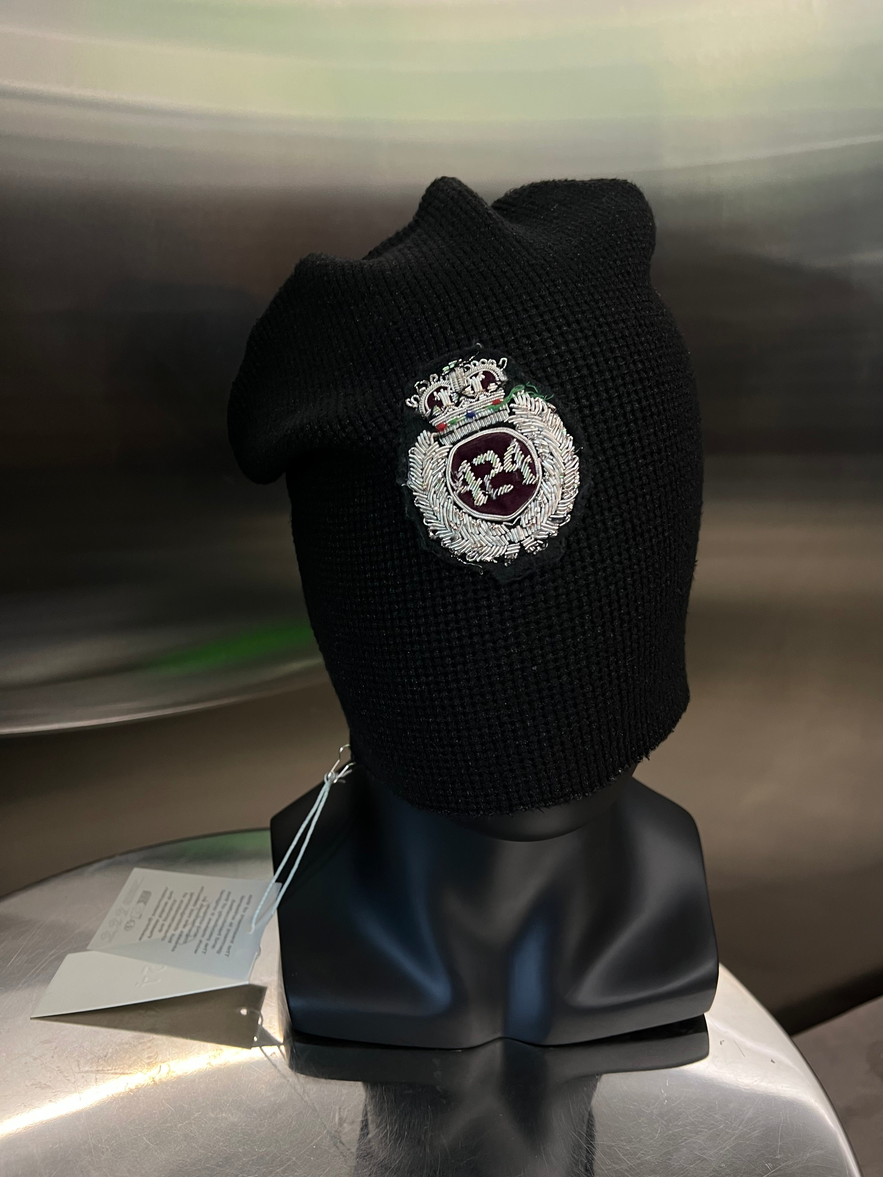 424 Crest Beanie