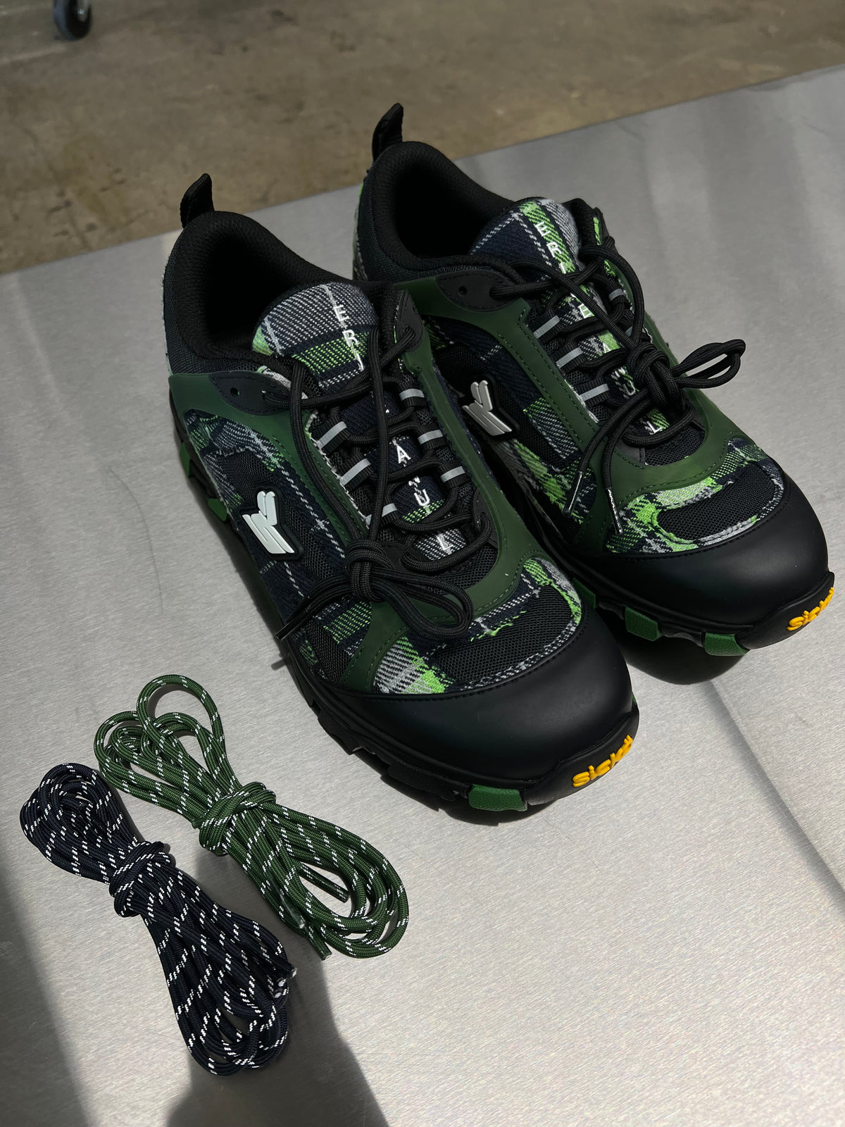 Eric Emanuel x Sickö Hiking shoe Green/black