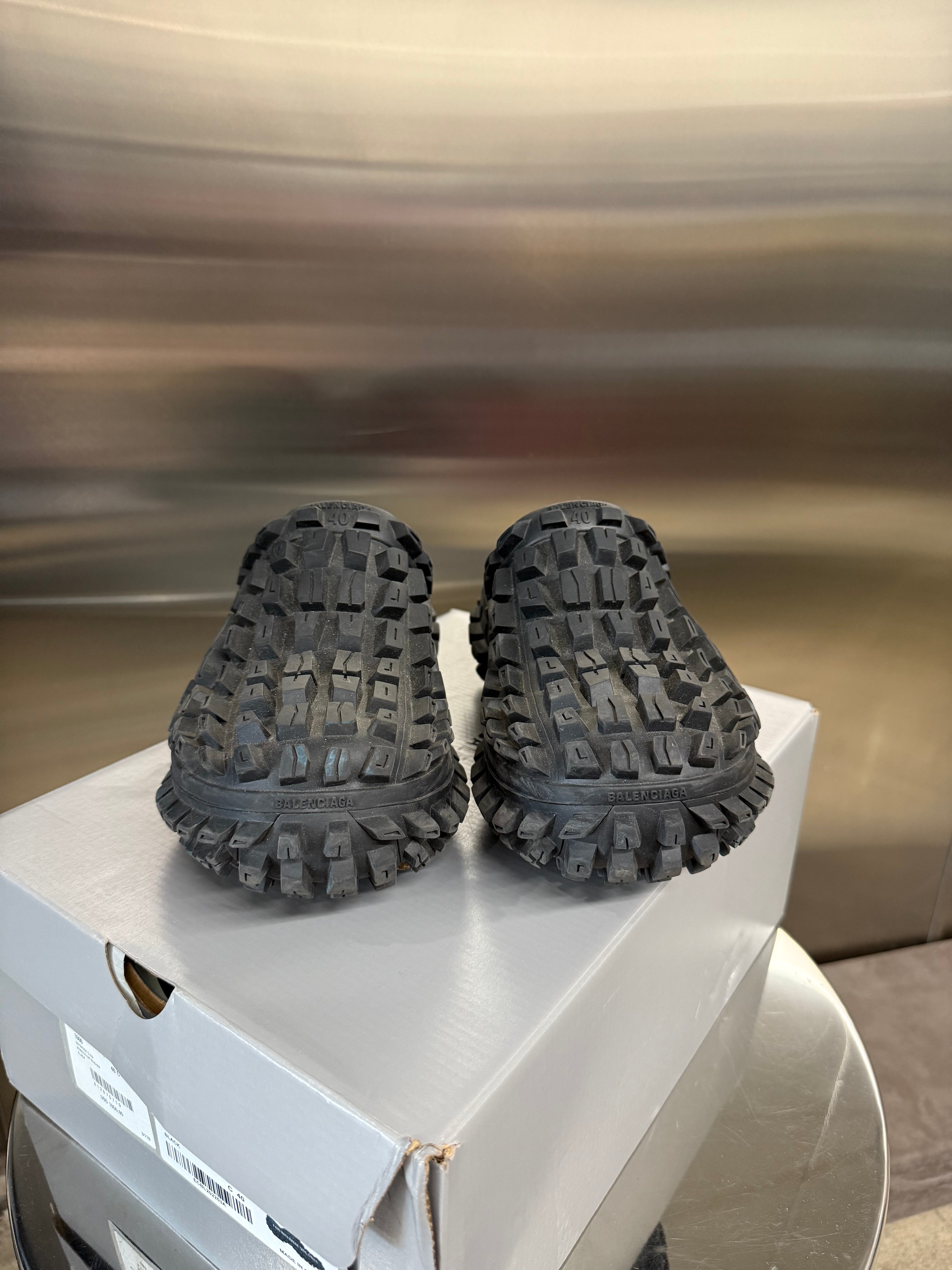 Balenciaga bouncer clog sneakers