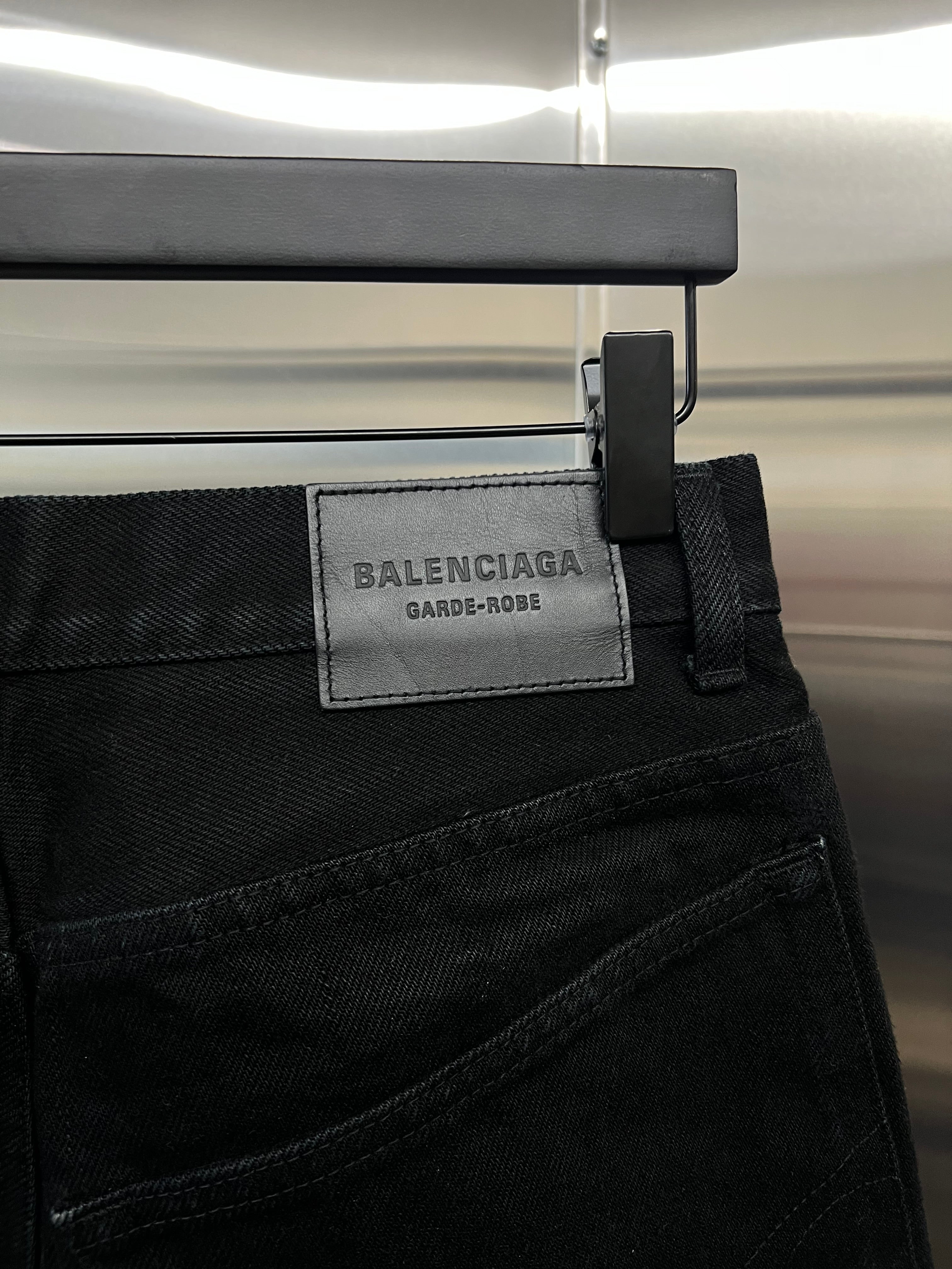 Balenciaga Garde Robe jeans