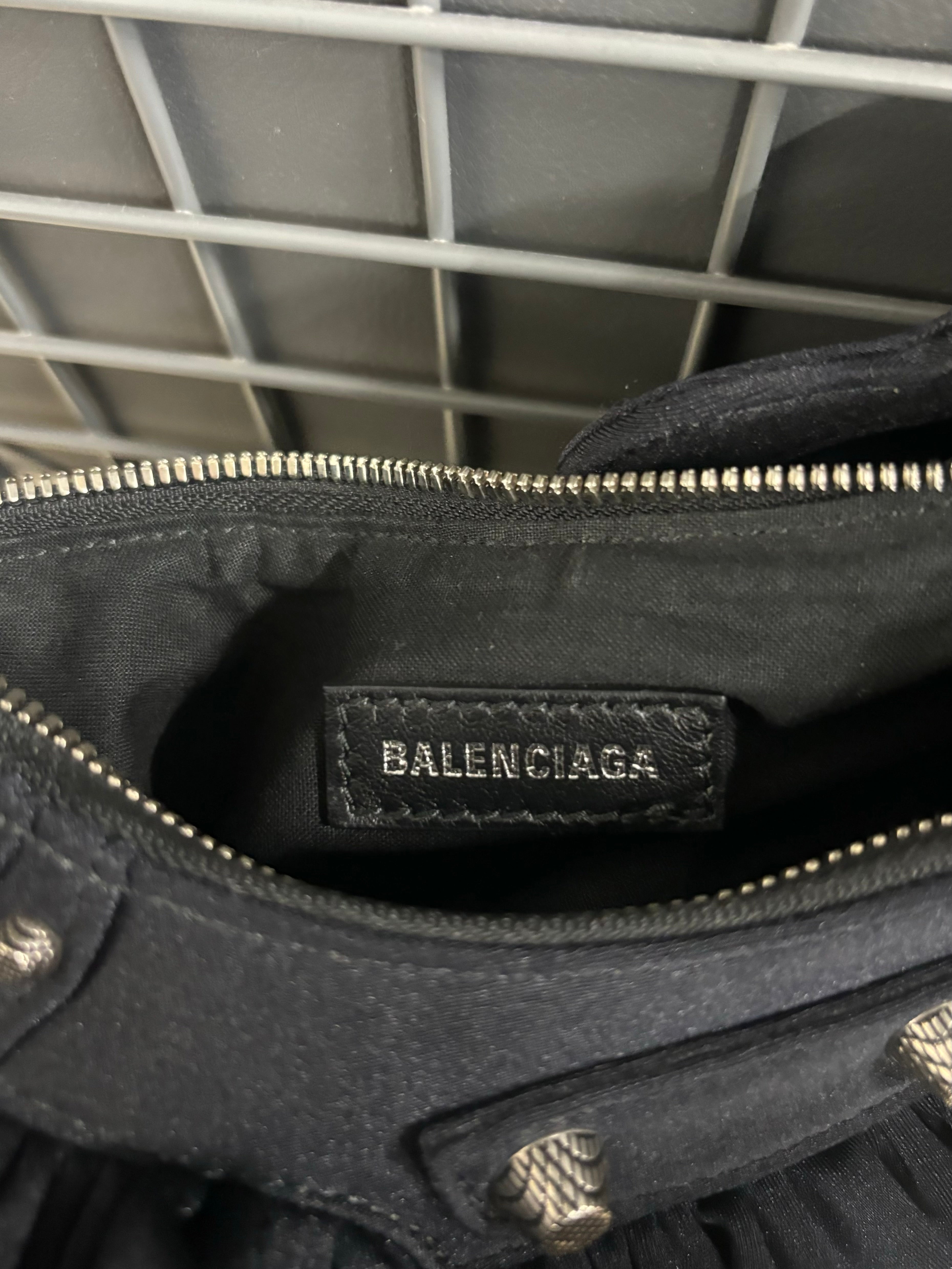 Balenciaga Ruffle bag