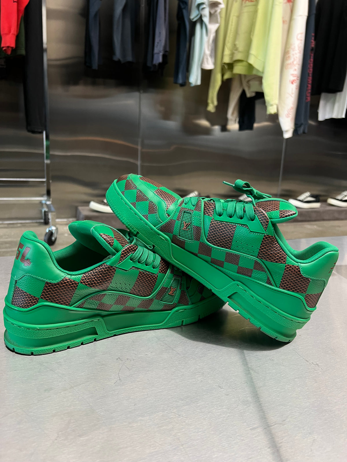 Louis Vuitton Damier pop green sneaker