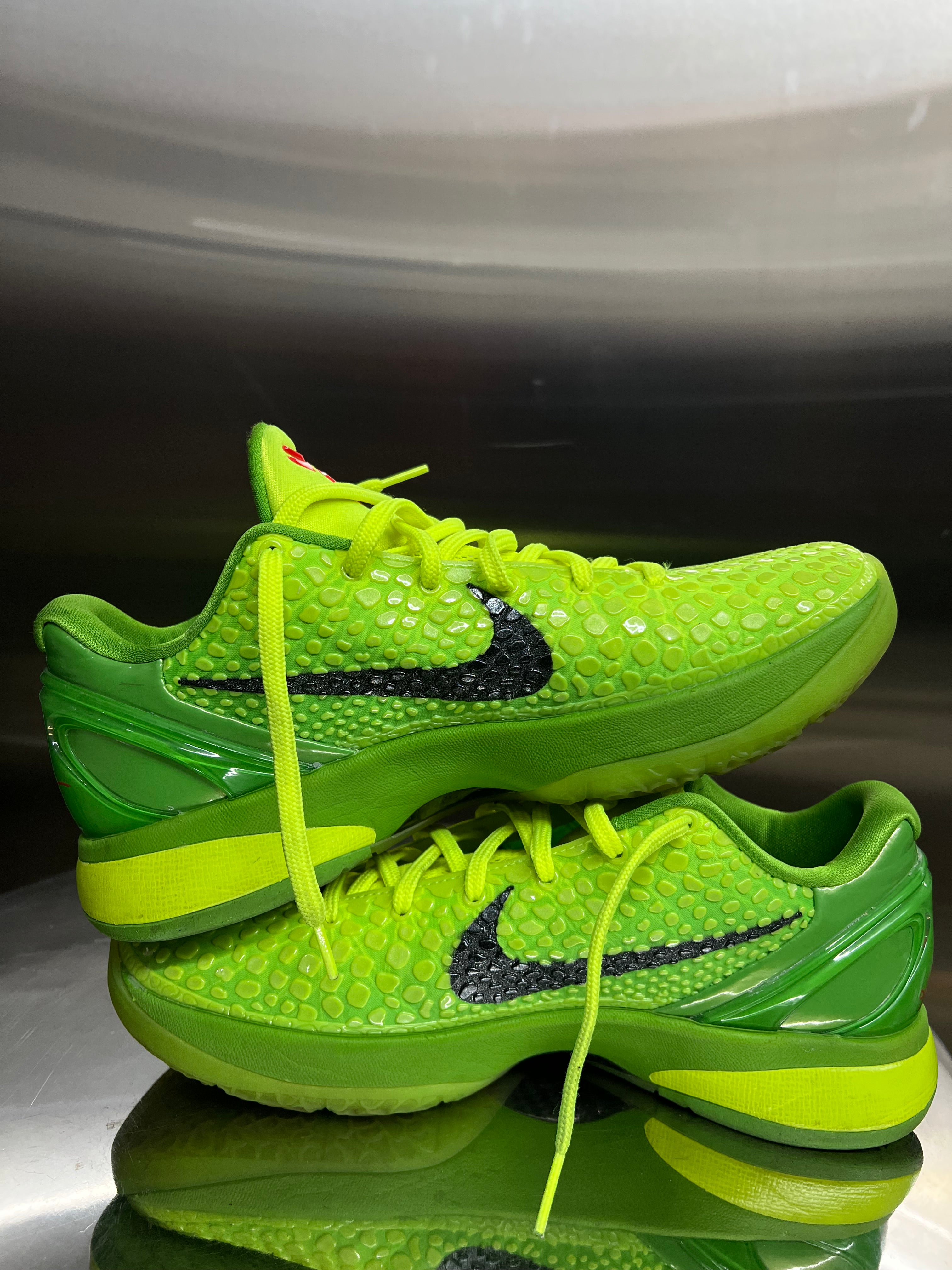 Kobe 6 Grinch