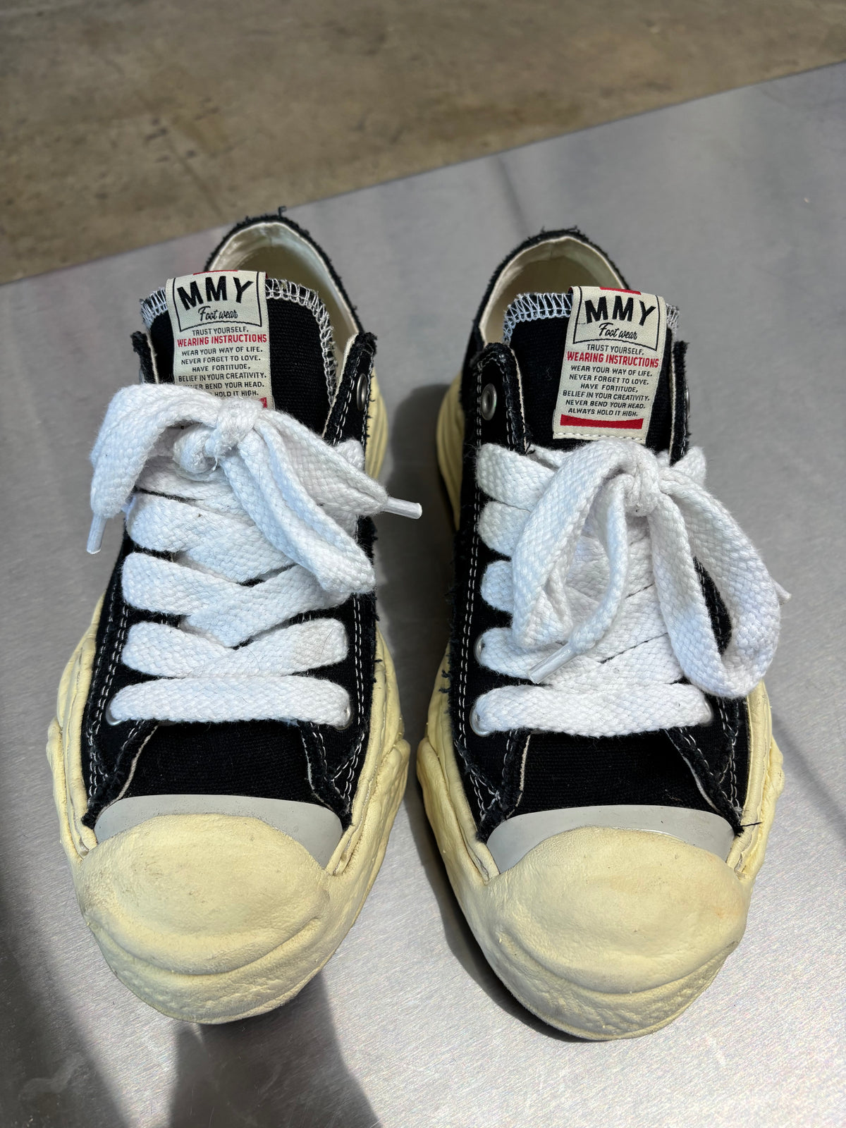 Maison Mihara Yasuhiro low top sneakers