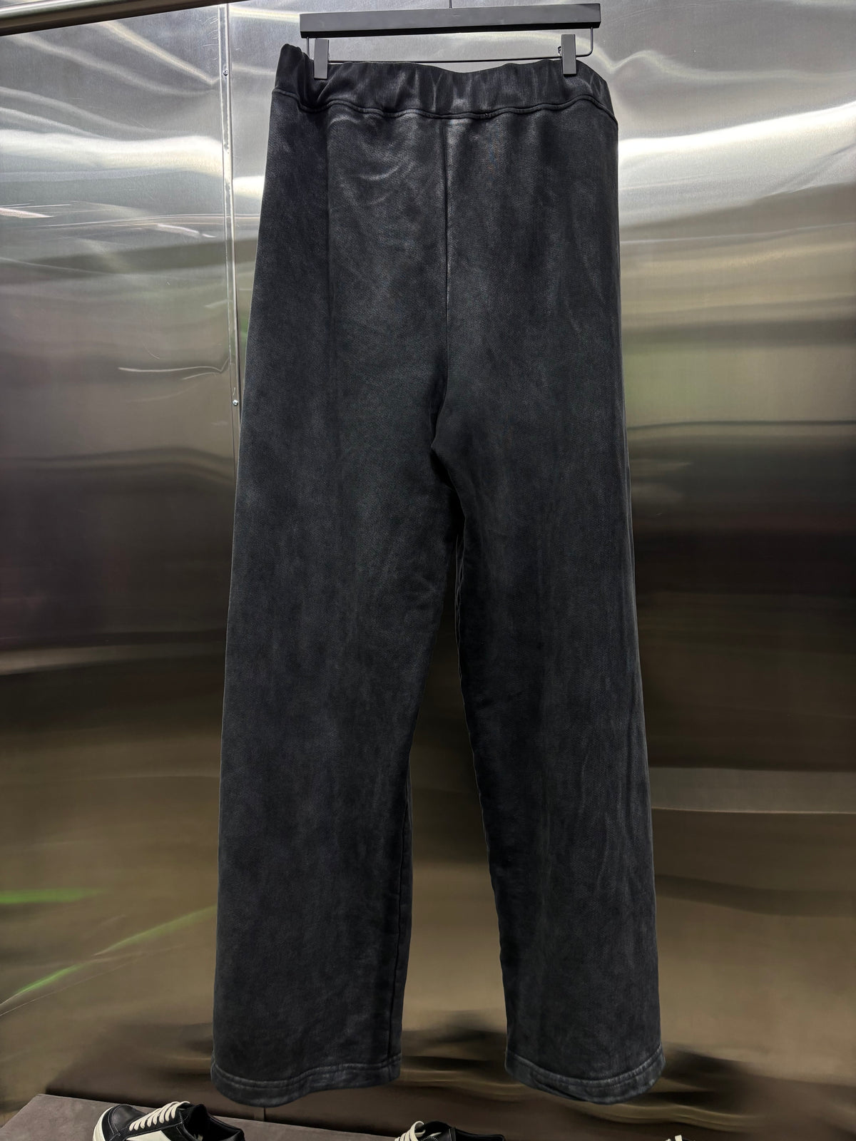 GV Gallery Walker sweatpants
