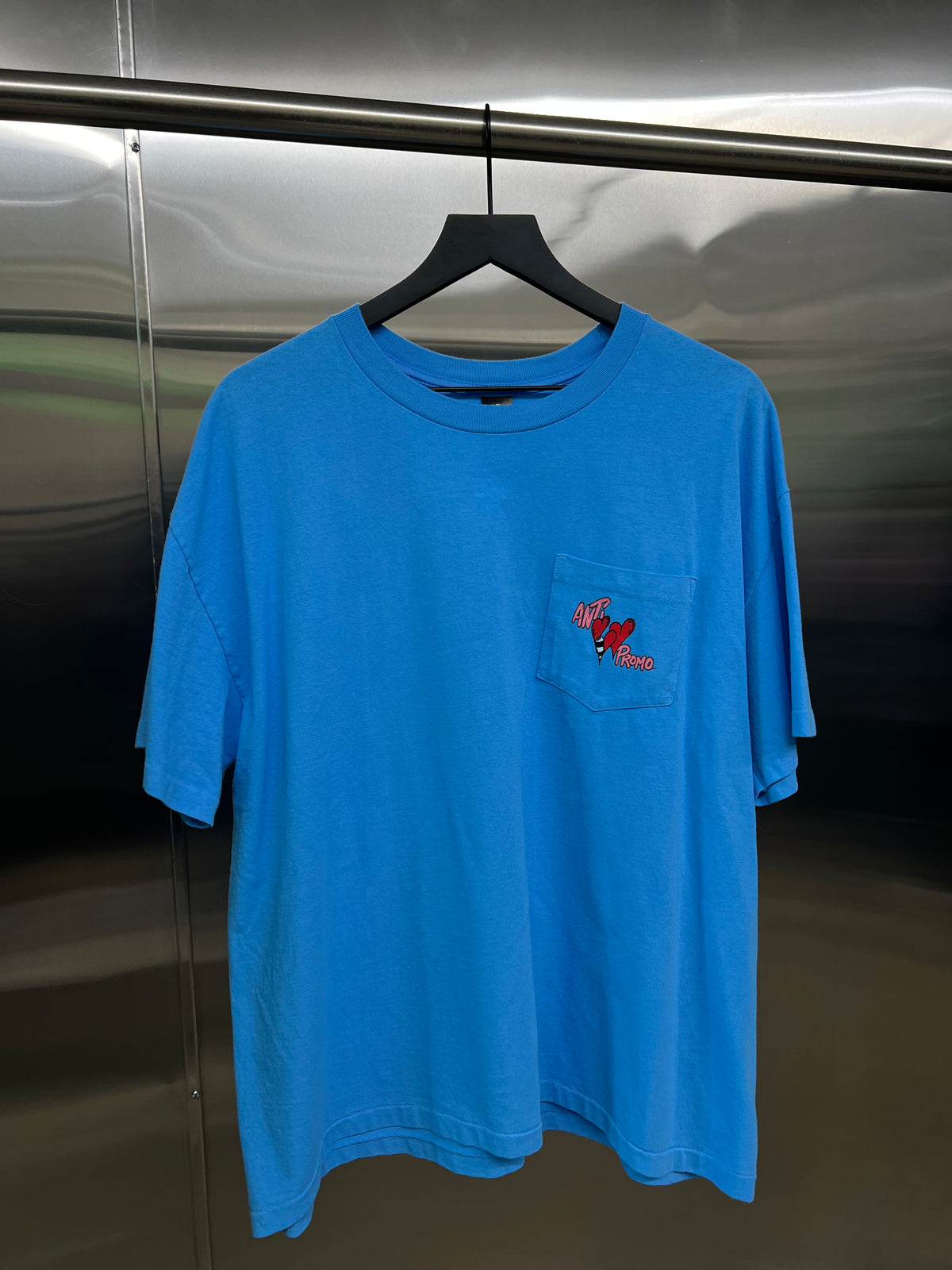 Anti promo Graphic pocket tee