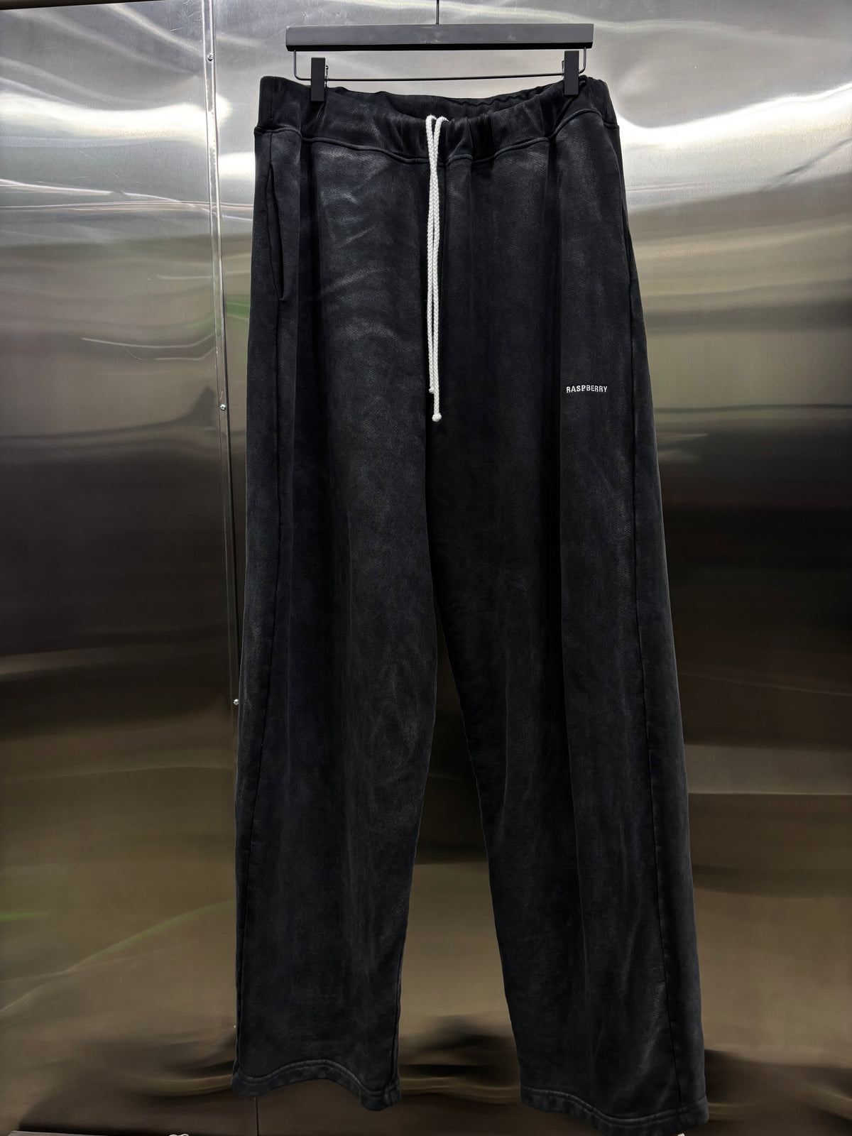 GV Gallery Walker sweatpants