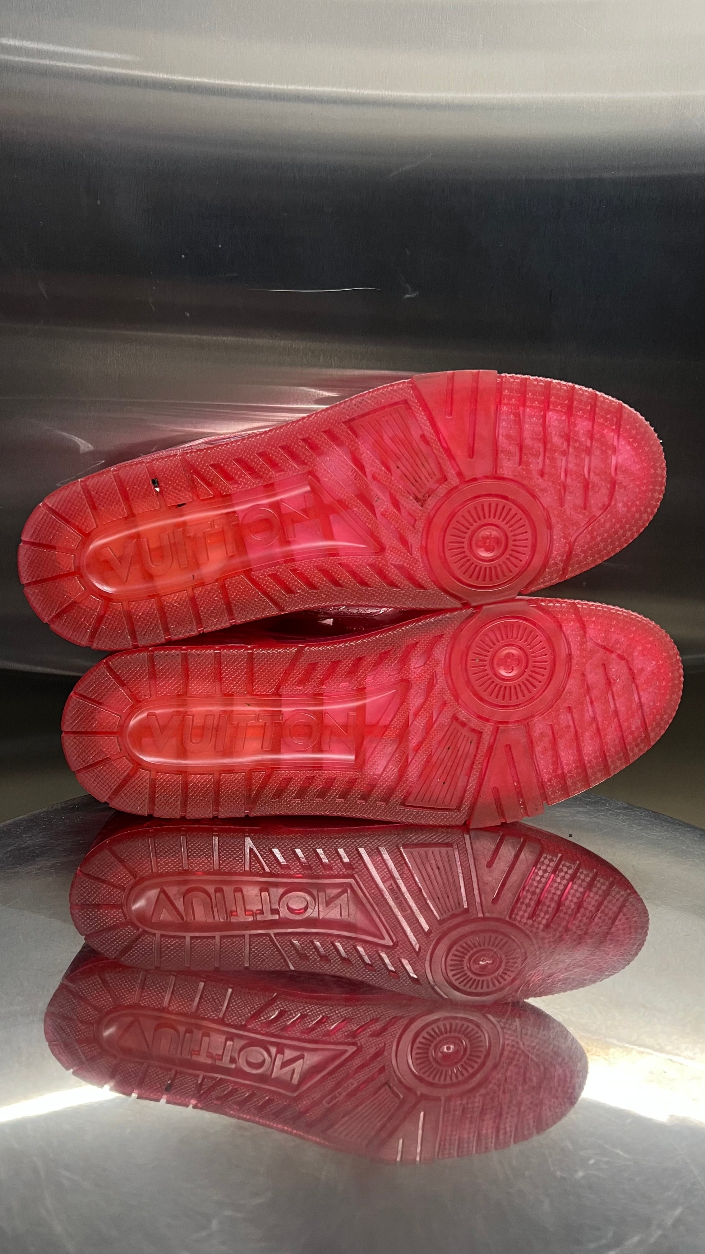 Louis Vuitton Trainer Fluorescent Pink