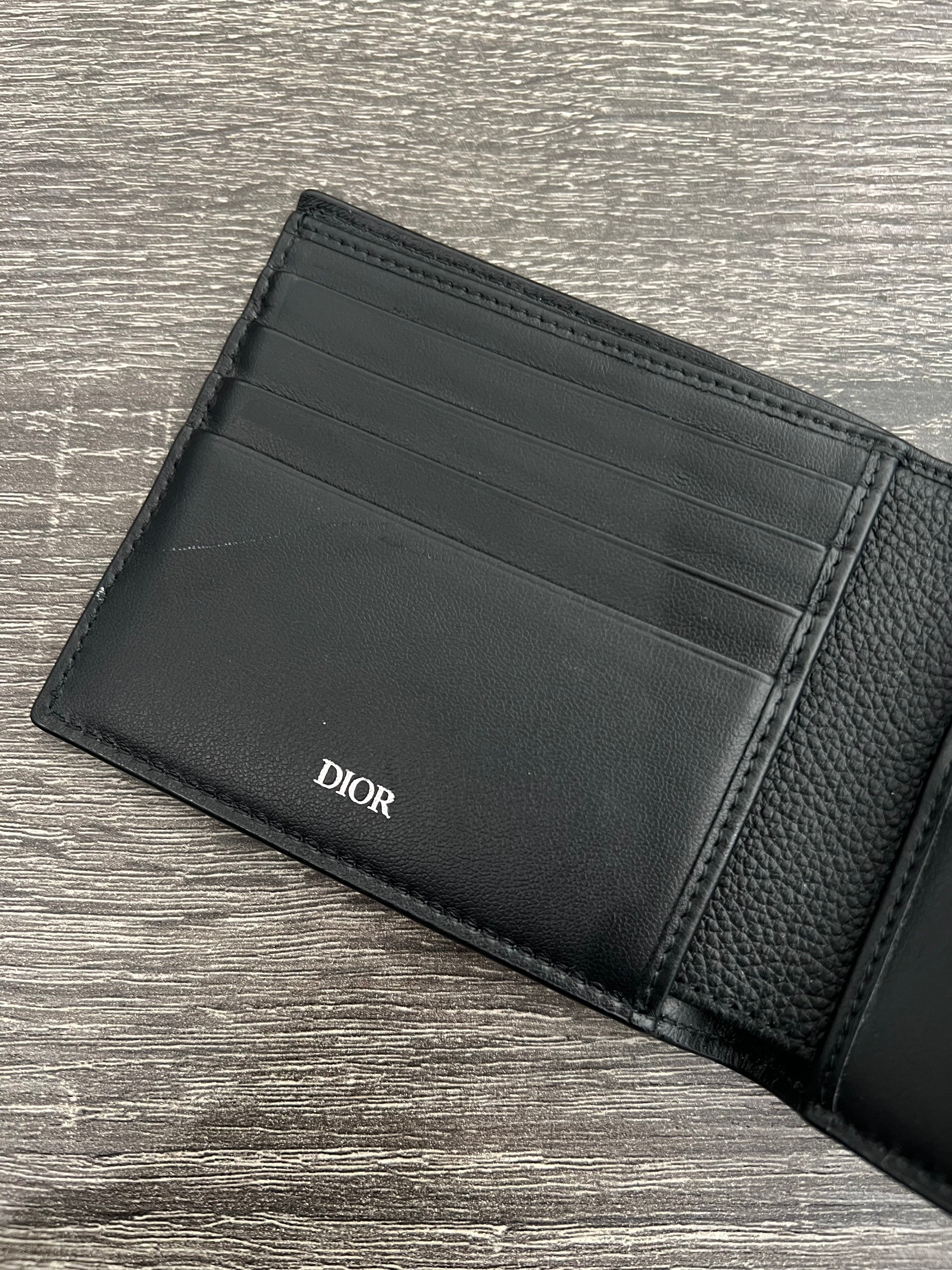 Dior Bi-fold wallet “Gravity leather”
