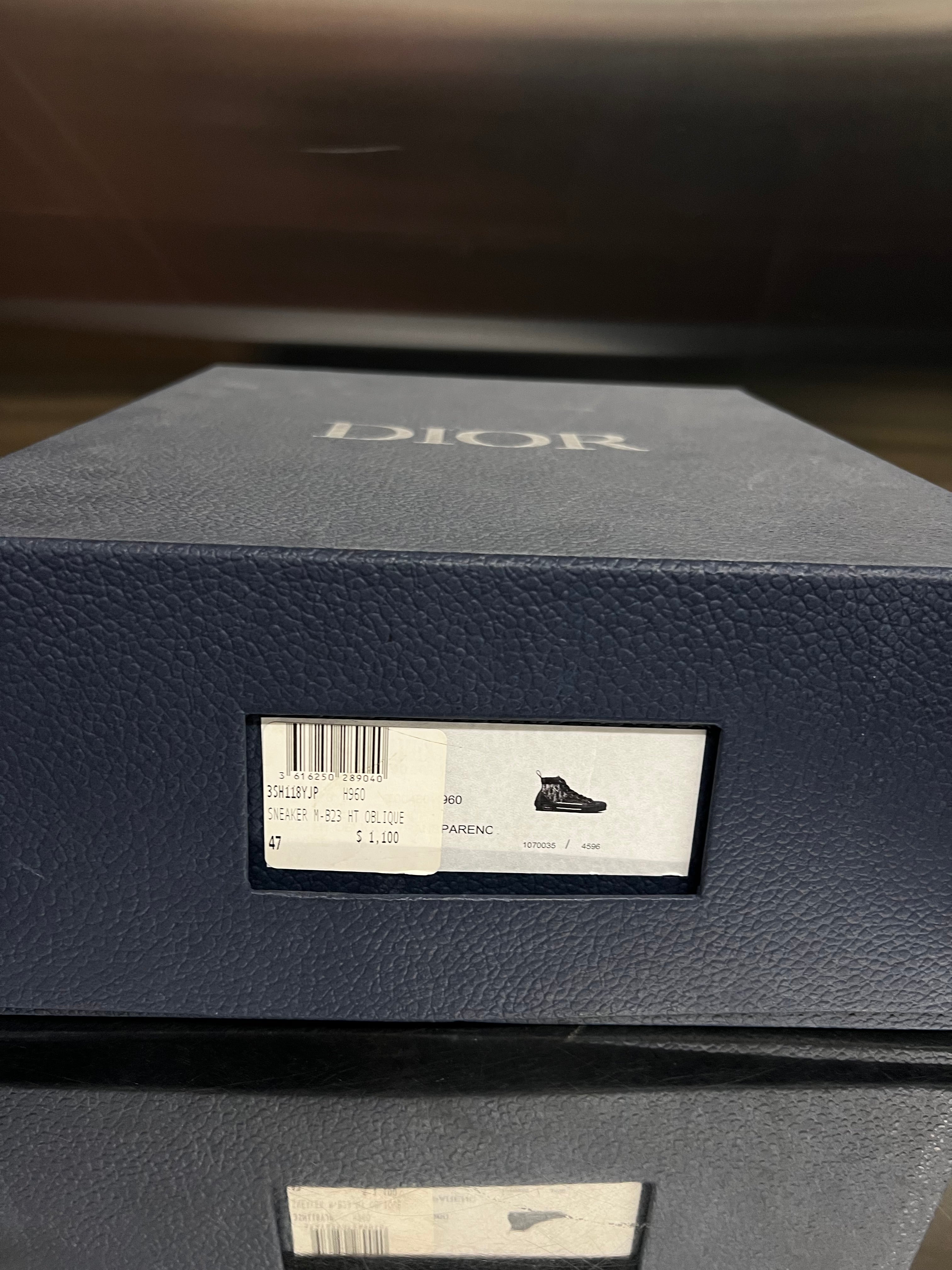 Dior B23 High oblique