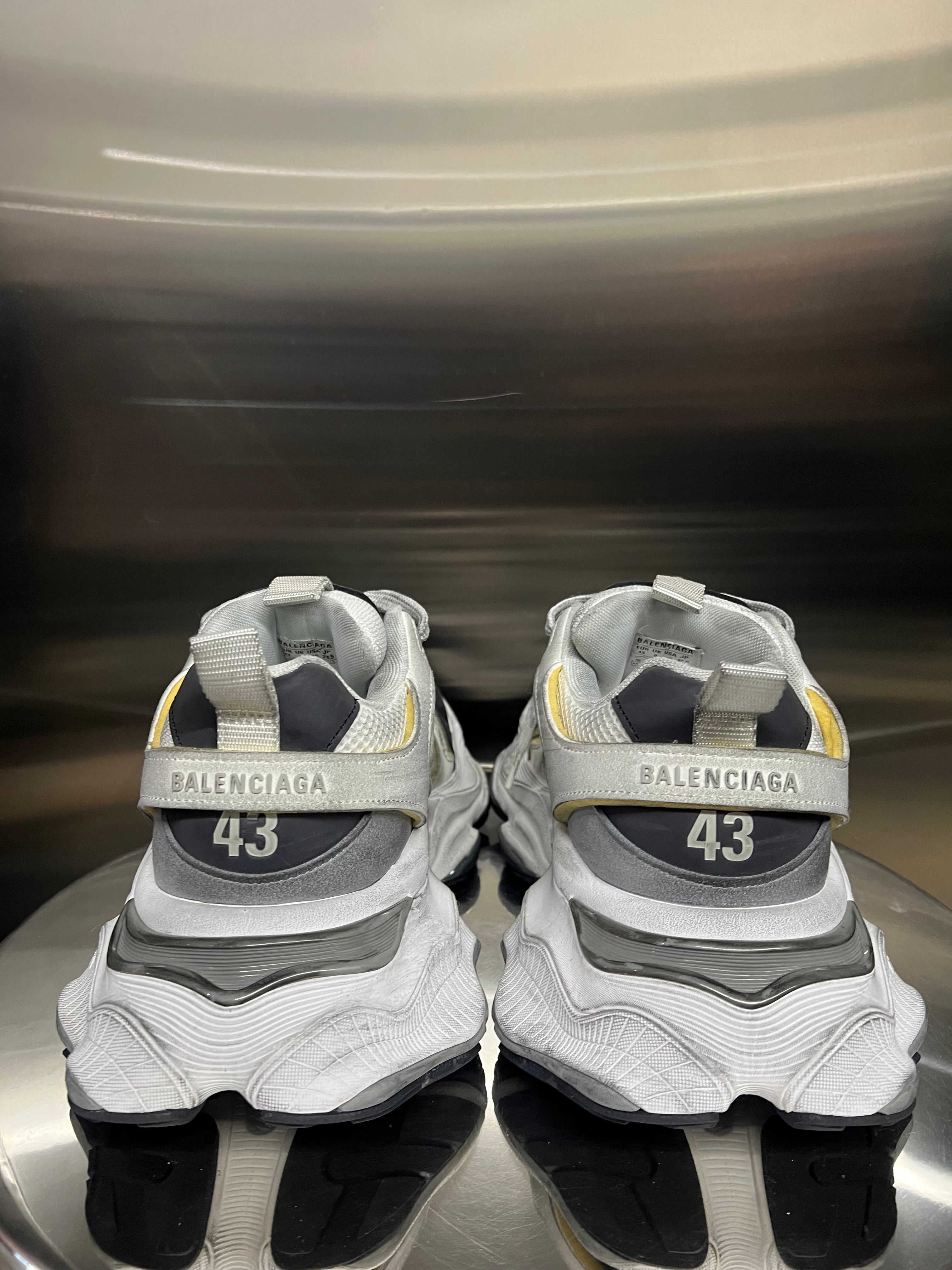 Balenciaga Cargo sneaker