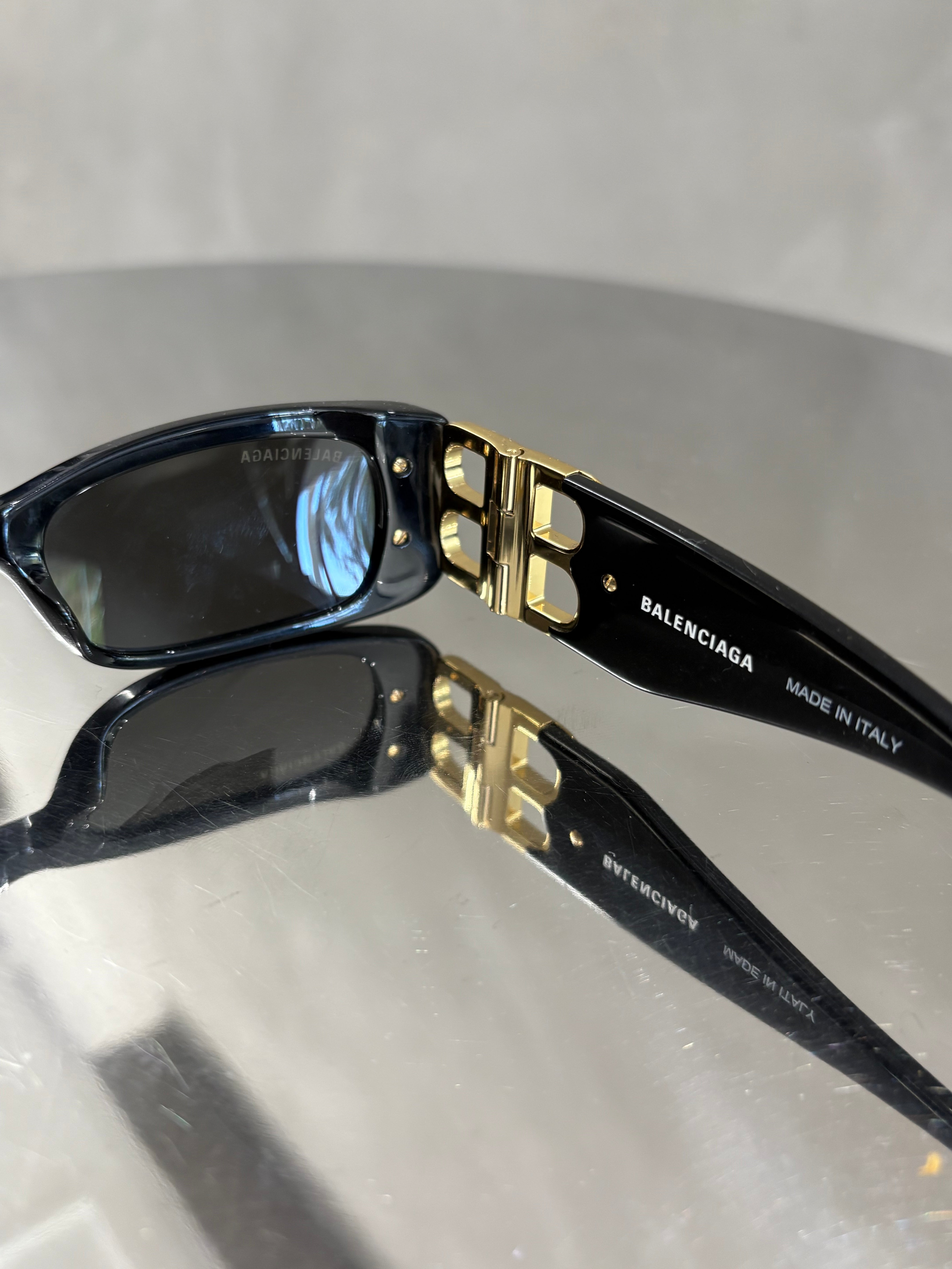 Balenciaga Rectangle frame Sunglasses