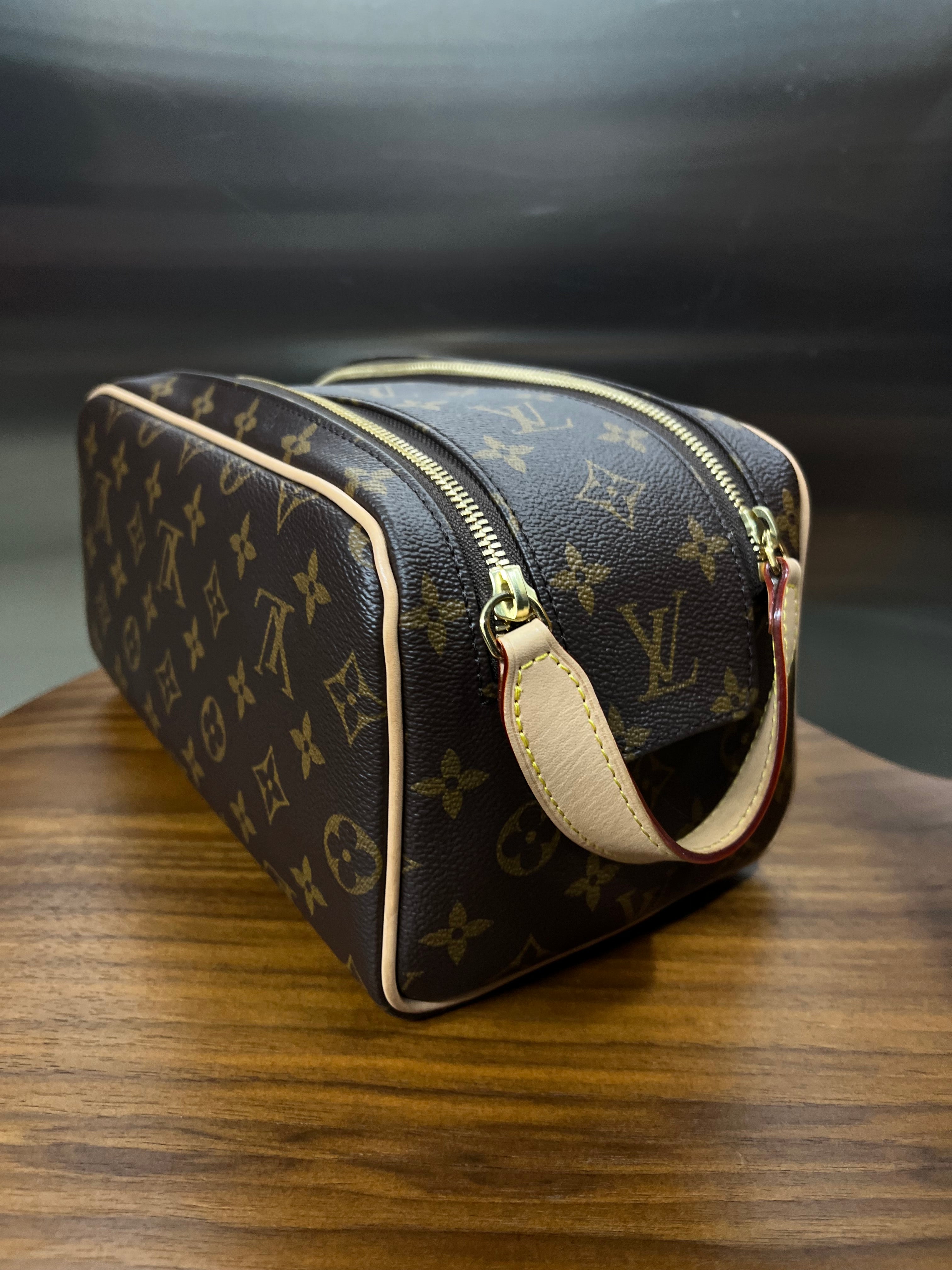Louis Vuitton Monogram Dopp kit