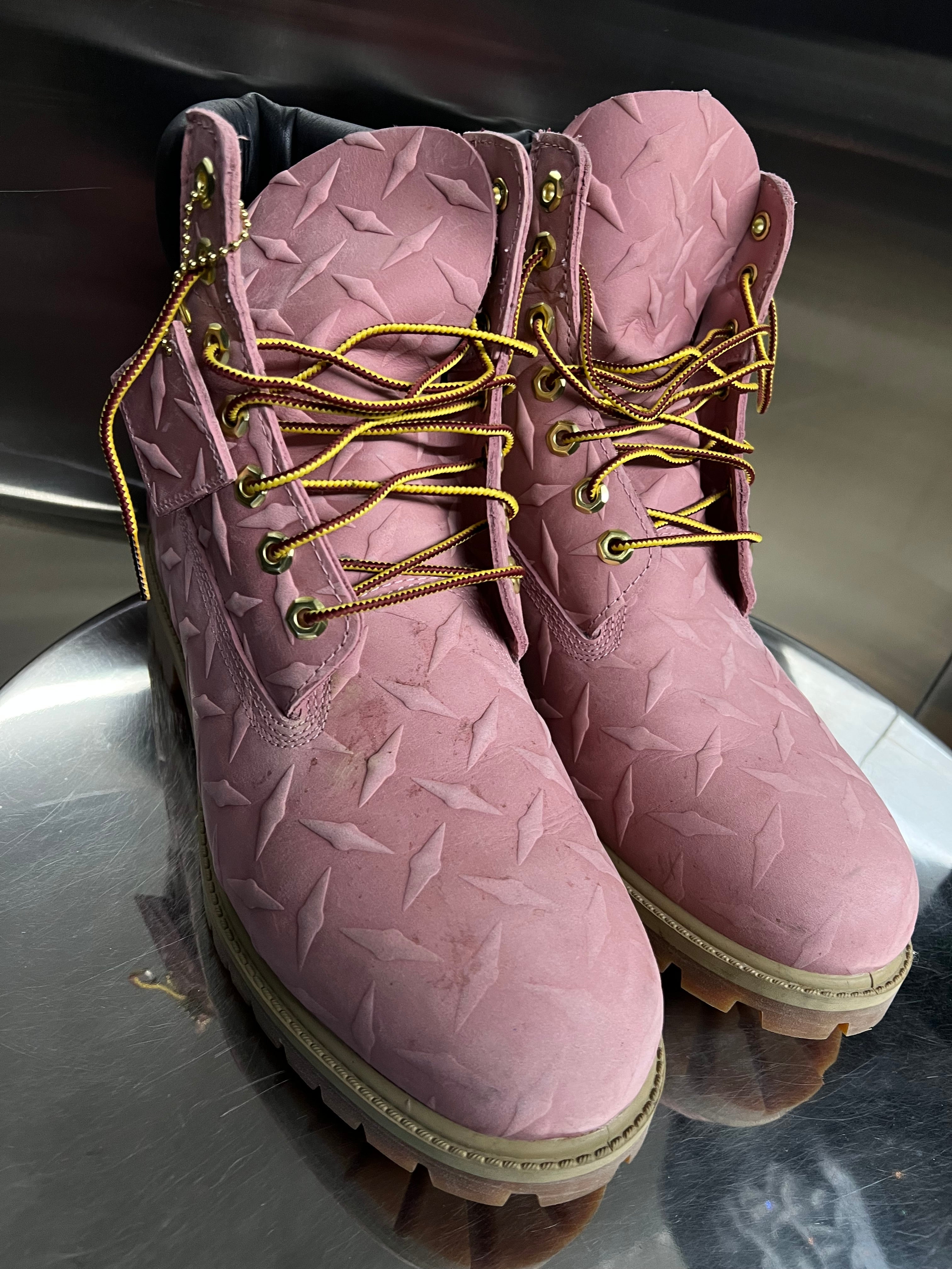 Supreme x Timberland 6-inch boots