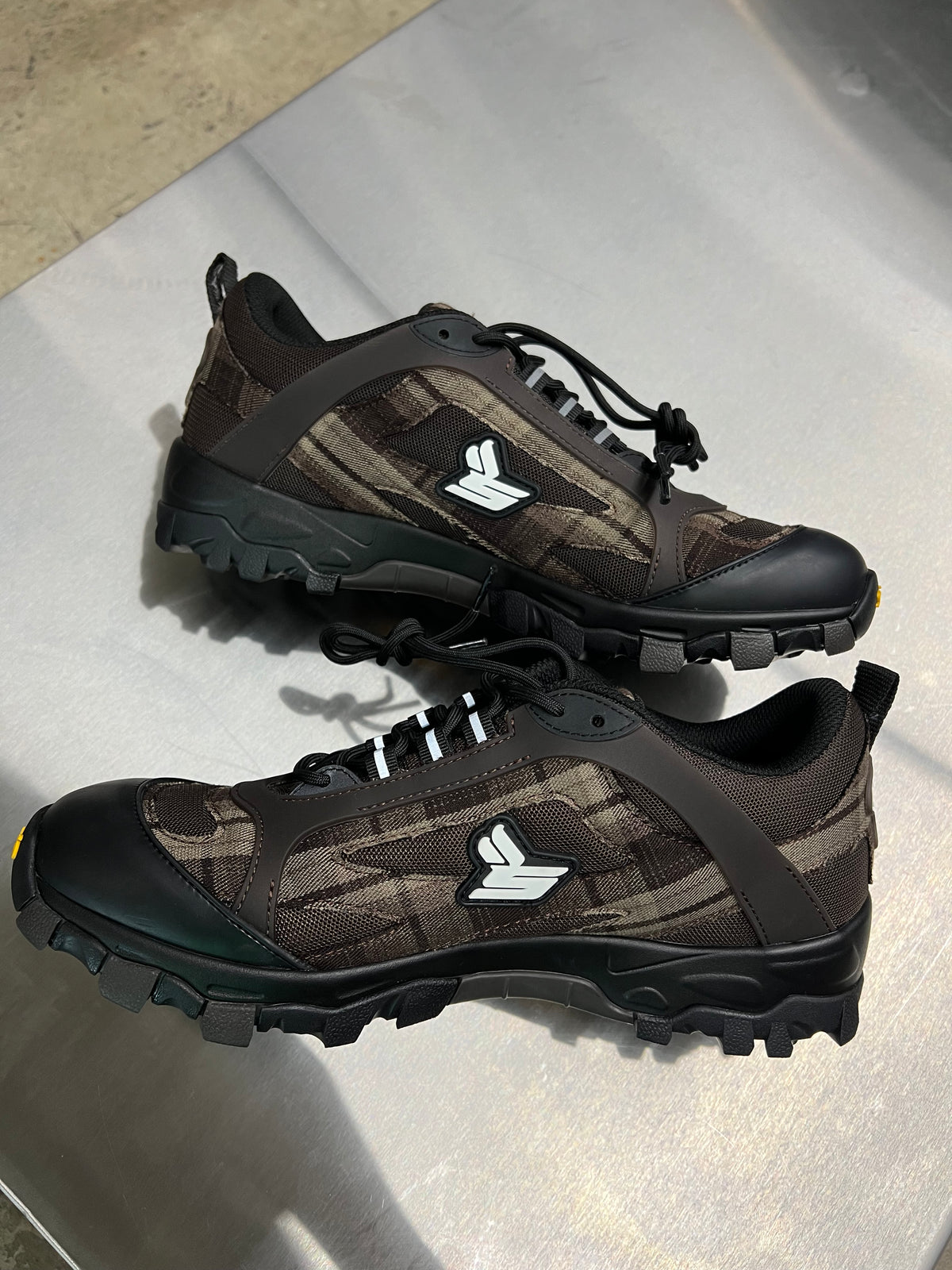 Eric Emanuel x Sickö hiking sneaker