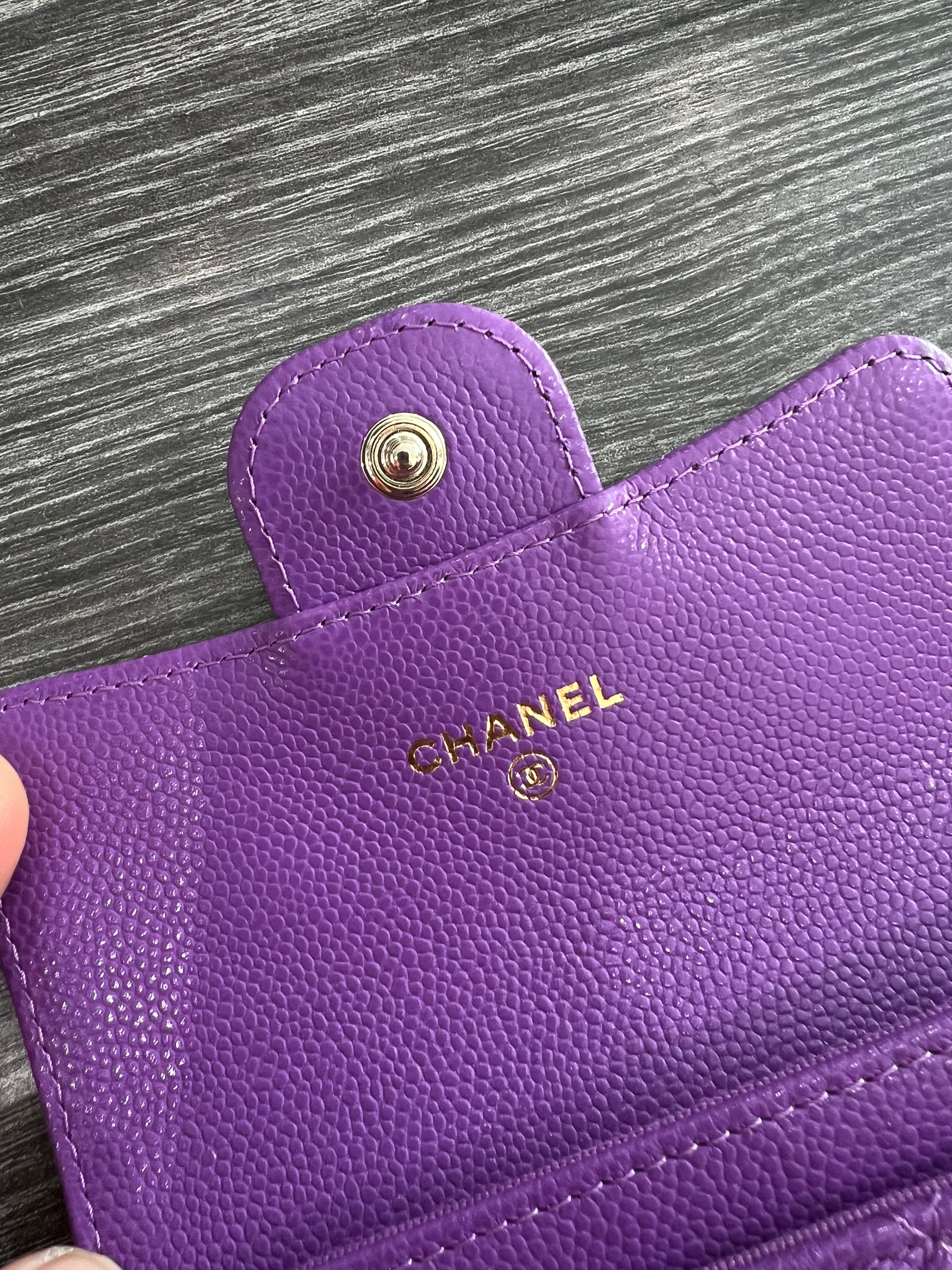 Chanel Caviar Quilted Card Holder