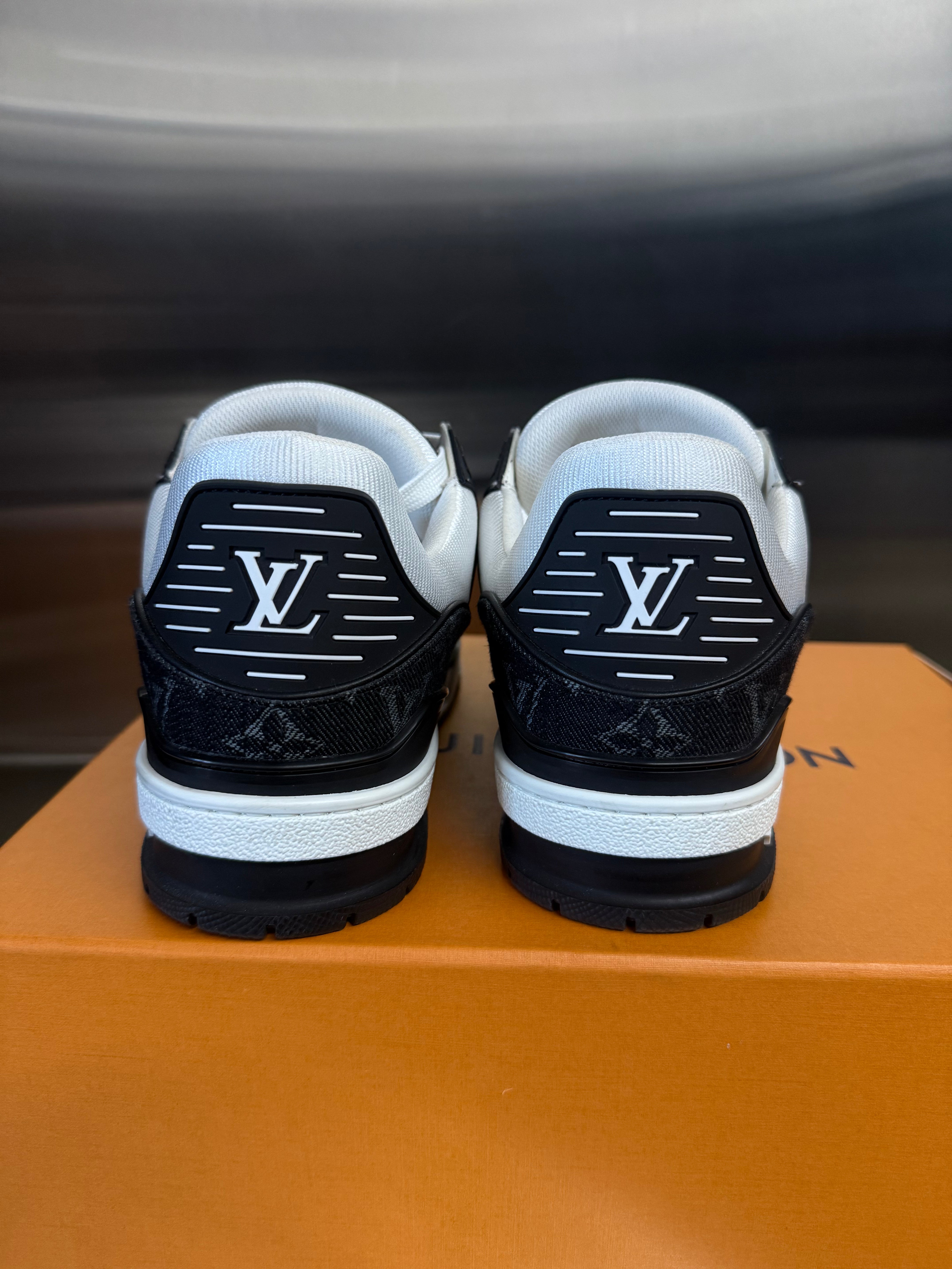 Louis Vuitton black trainer